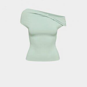 Aritzia Original Contour Ravish Top